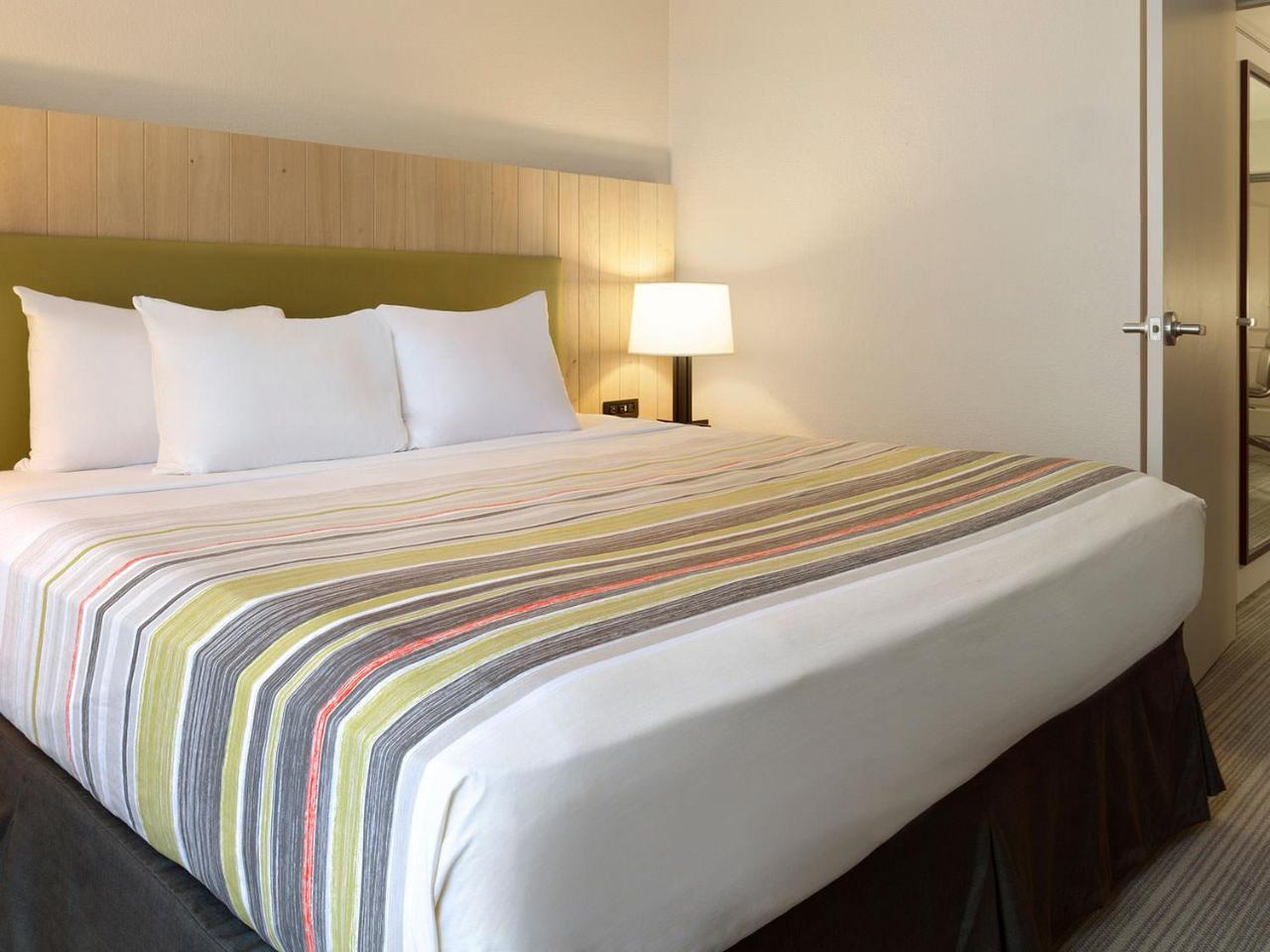 Country Inn & Suites By Radisson, Madison West, Wi Мидълтън Екстериор снимка